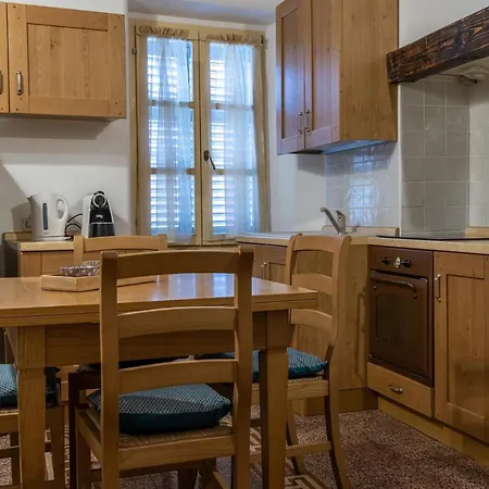 Apartment La Prua