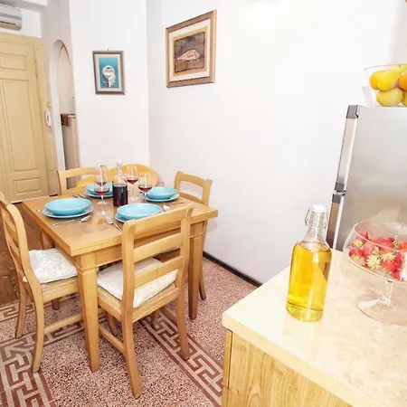La Prua Apartment *